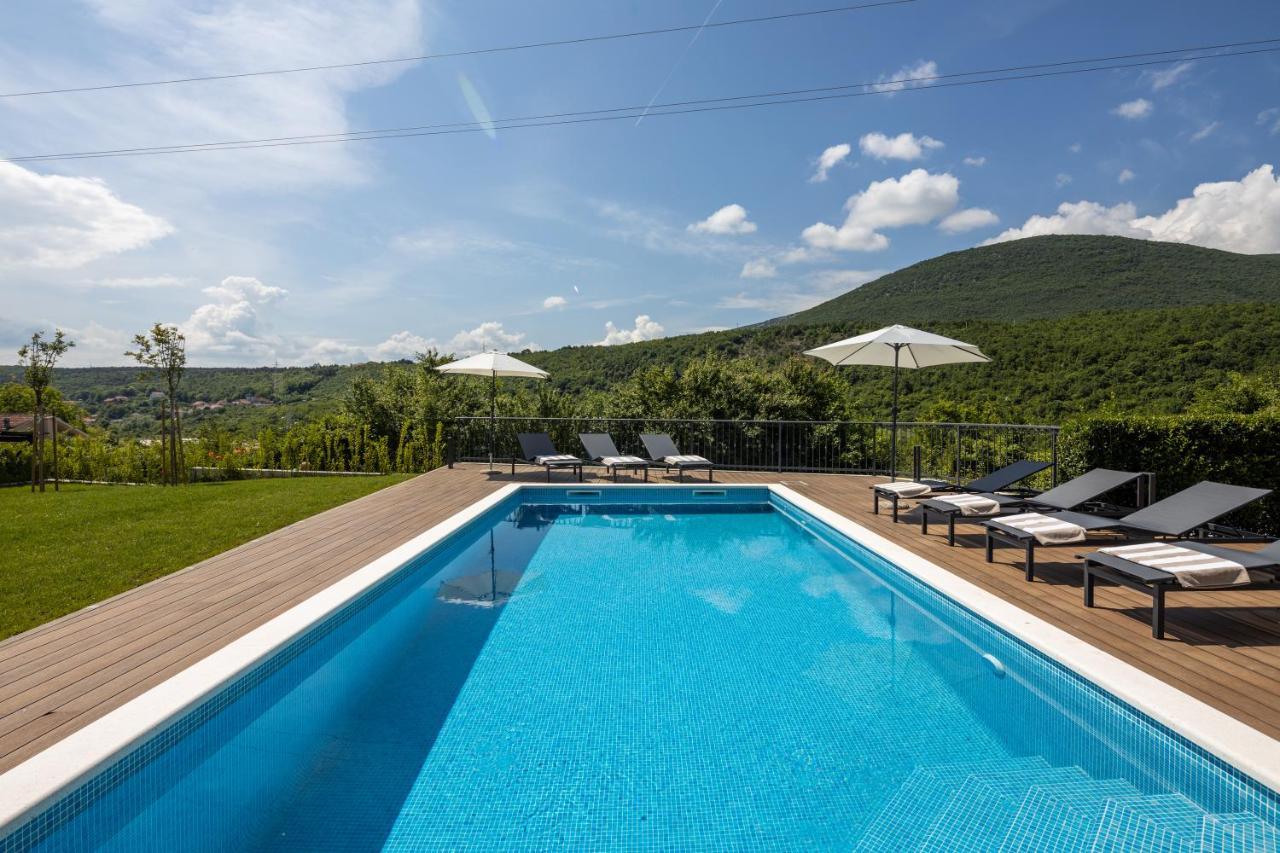 Apartman Nada Sinj Exterior foto